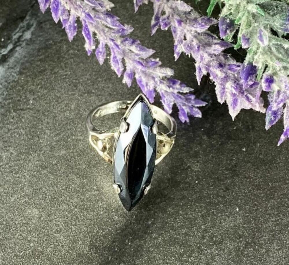 925 Sterling Silver Hematite Ring Size 5.5